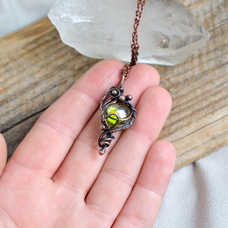 green-glass-necklace-wire-wrapping-jewelry-Pociecha-Jewelry-3.jpg