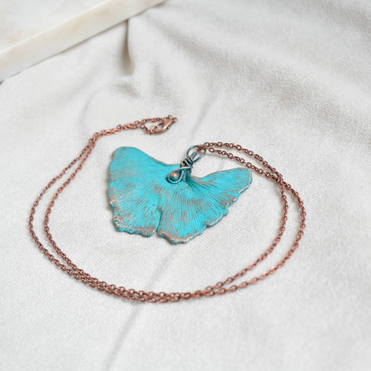 leaf-pendant-necklace-electroformed-plant-jewelry-Pociecha-Jewelry-20.jpg