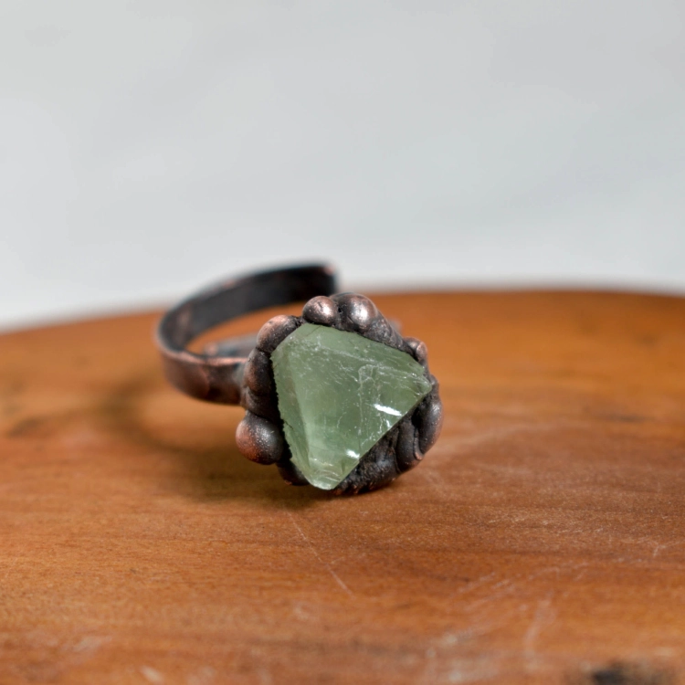 electroformed-gemstone-copper-ring-Pociecha-Jewelry-80.jpg