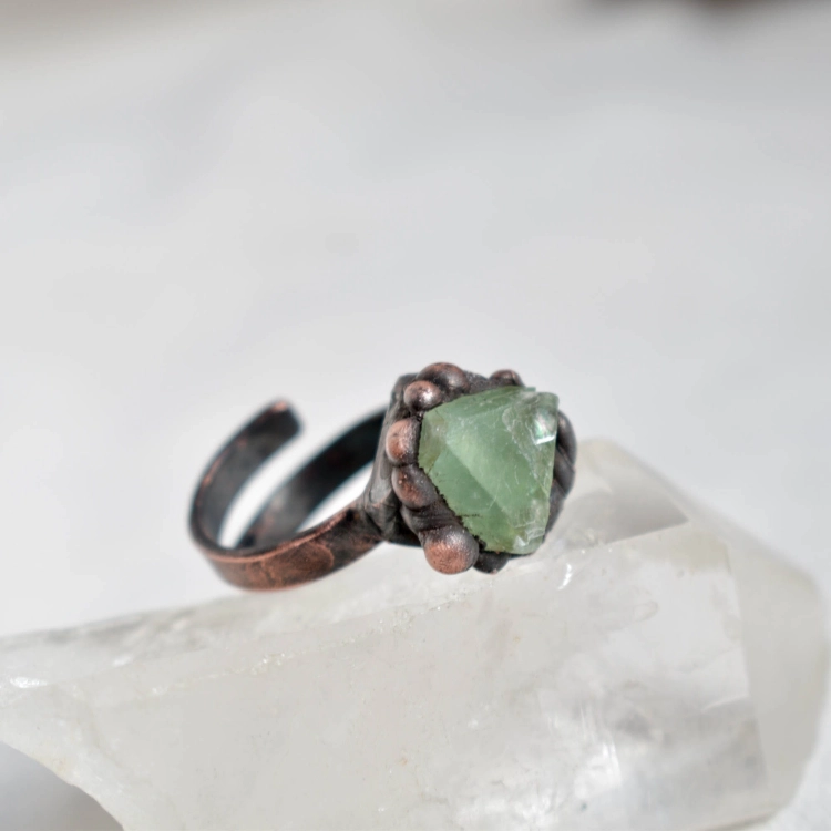 electroformed-gemstone-copper-ring-Pociecha-Jewelry-81.jpg