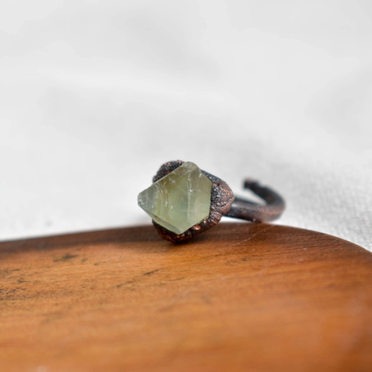 electroformed-gemstone-copper-ring-Pociecha-Jewelry-58.jpg