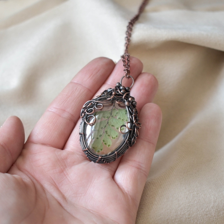 real-plant-necklace-pressed-flower-jewelry-copper-jewelry-POCIECHAjewelry-3.jpg