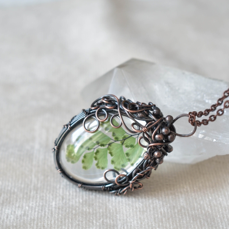 real-plant-necklace-pressed-flower-jewelry-copper-jewelry-POCIECHAjewelry-8.jpg