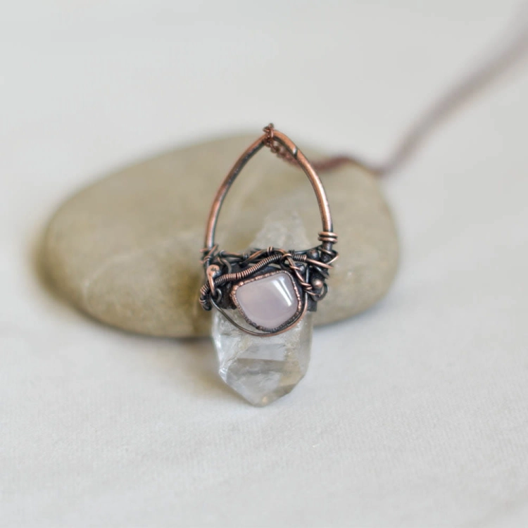 kryształy górskie-clear-quartz-necklace-Pociecha-Jewelry-22.jpg
