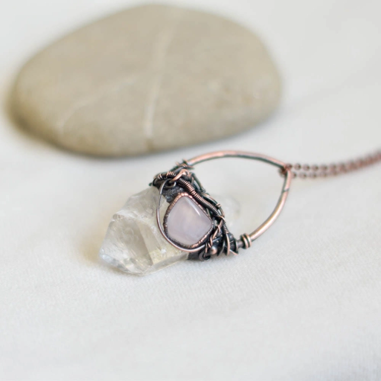 kryształy górskie-clear-quartz-necklace-Pociecha-Jewelry-23.jpg