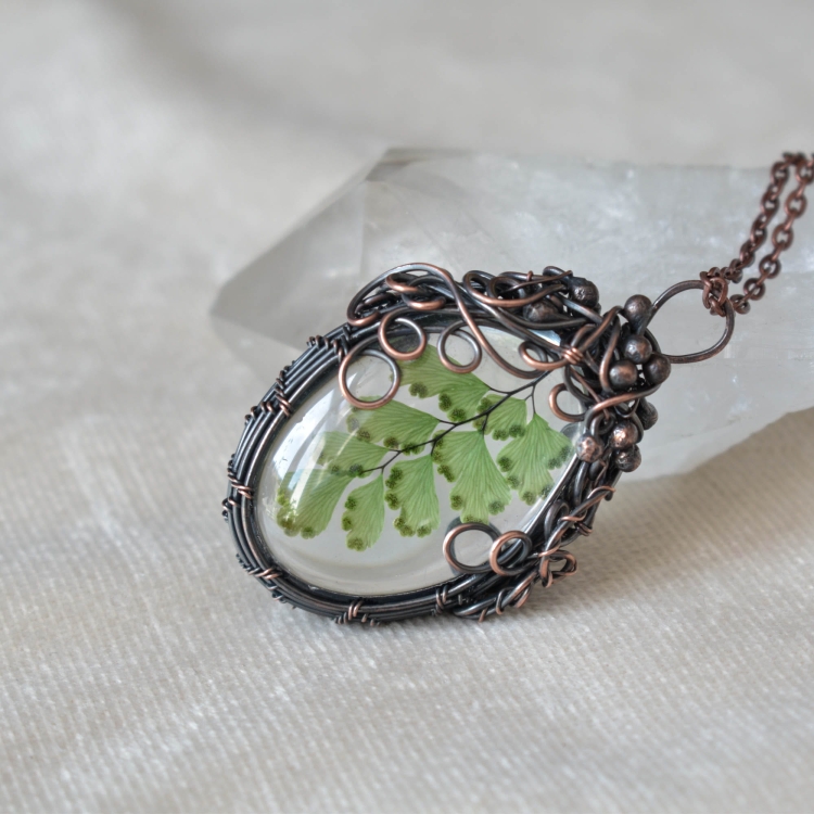 real-plant-necklace-pressed-flower-jewelry-copper-jewelry-POCIECHAjewelry-9.jpg