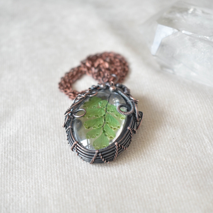 real-plant-necklace-pressed-flower-jewelry-copper-jewelry-POCIECHAjewelry-10.jpg