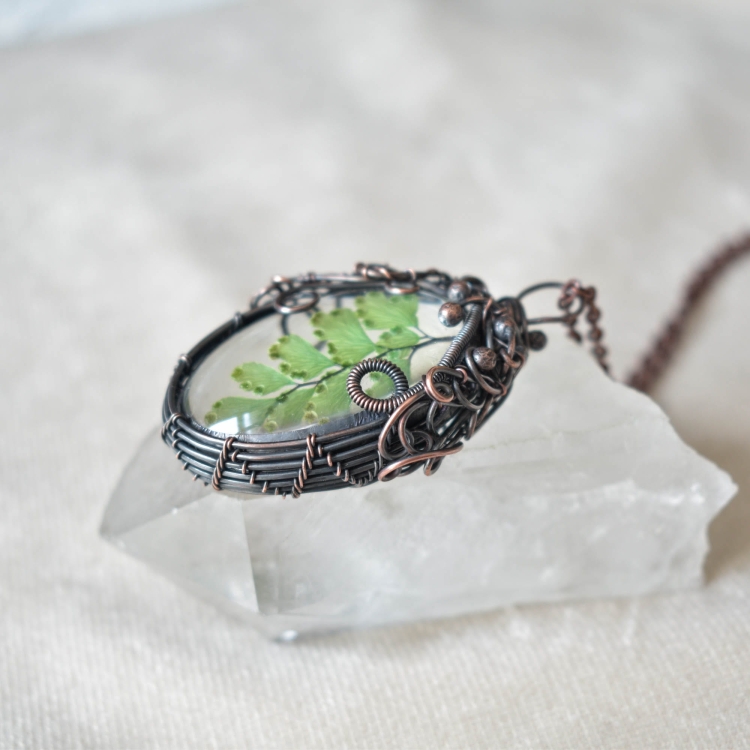 real-plant-necklace-pressed-flower-jewelry-copper-jewelry-POCIECHAjewelry-11.jpg