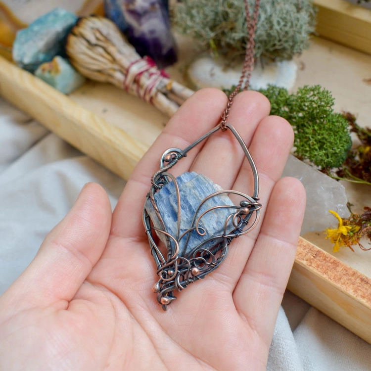 kyanite-pendant-necklace-copper-wire-wrapping-jewelry-Pociecha-Jewelry-12.jpg