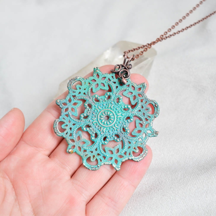 mandala-pendant-necklace-wire-wrapping-jewelry-Pociecha-Jewelry-3.jpg