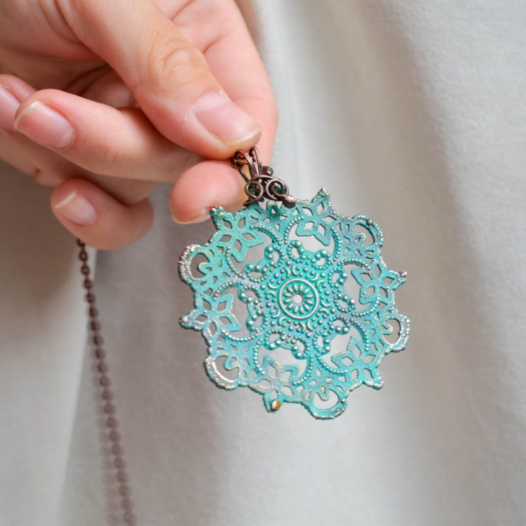 mandala-pendant-necklace-wire-wrapping-jewelry-Pociecha-Jewelry-13.jpg