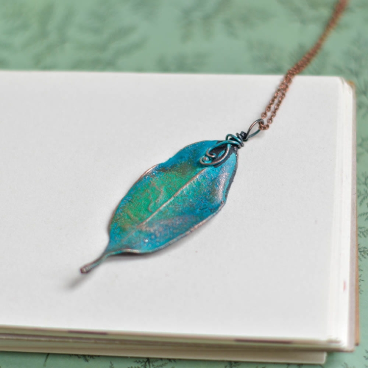 real-leaf-necklace-copper electroforming-pociecha-jewelry-pociechajewelry-5.jpg