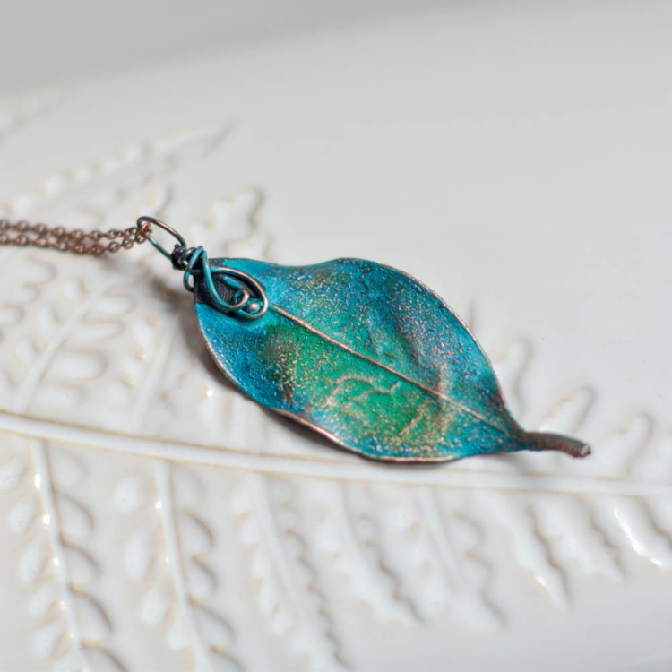 real-leaf-necklace-copper electroforming-pociecha-jewelry-pociechajewelry-21.jpg