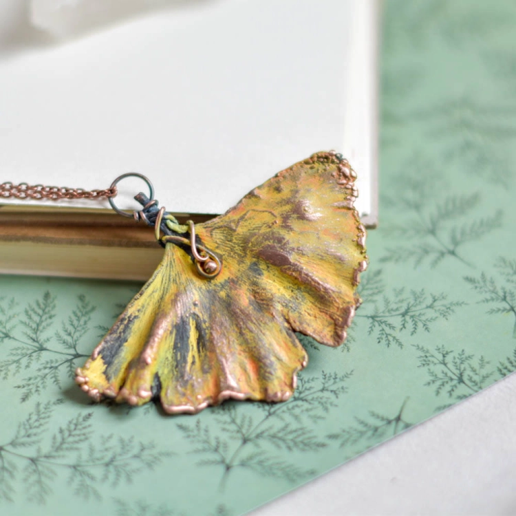 real-leaf-necklace-copper electroforming-pociecha-jewelry-pociechajewelry-49.jpg