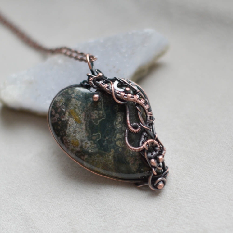 pociechajewelry-pociecha-jewelry-jaspis-serce-zielony-kamień-wisior-wirewrapping-5.jpg