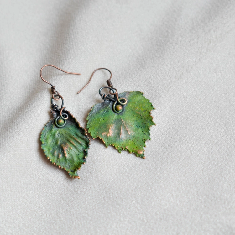 electroformed-leaf-copper-earrings-pociecha-jewelry-2.jpg