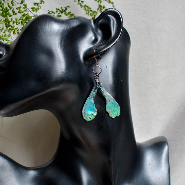 electroformed-leaf-copper-earrings-pociecha-jewelry-13.jpg