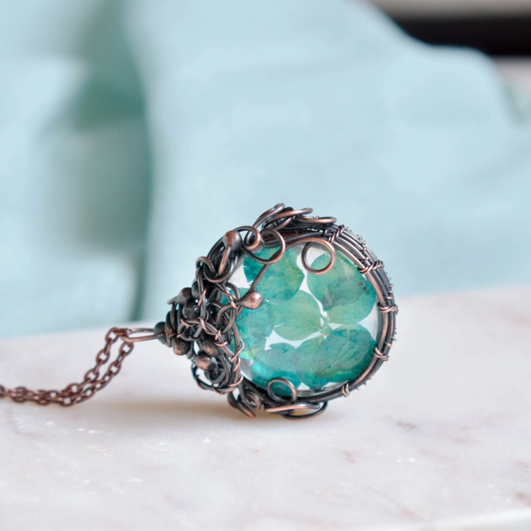 hortensja-w-szkle-naszyjnik-miedziany-wisior-Pociecha-Jewelry-8.jpg