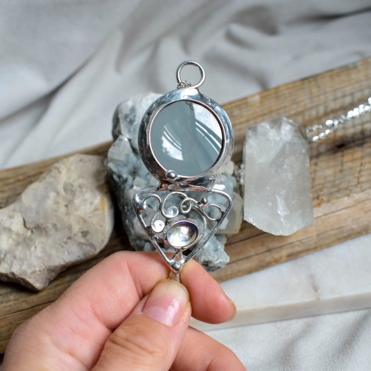 loupe-magnifaing-glass-necklace-soldered-jewelry-Pociecha-Jewelry-3.jpg
