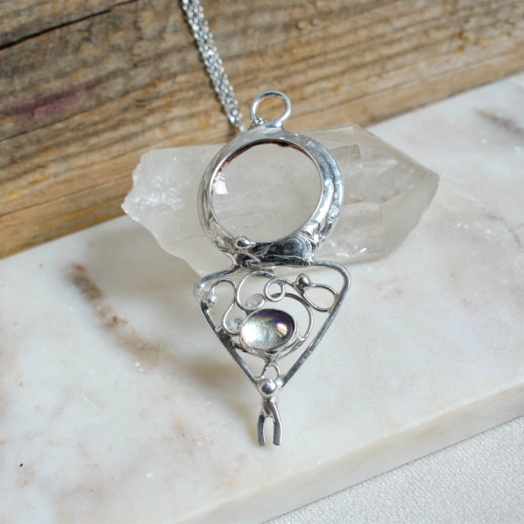 loupe-magnifaing-glass-necklace-soldered-jewelry-Pociecha-Jewelry-4.jpg