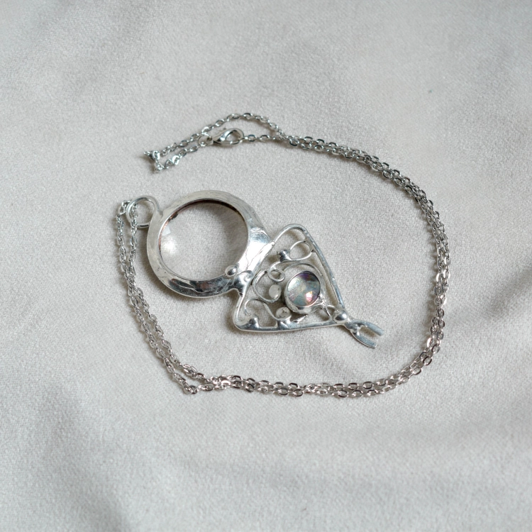 loupe-magnifaing-glass-necklace-soldered-jewelry-Pociecha-Jewelry-7.jpg